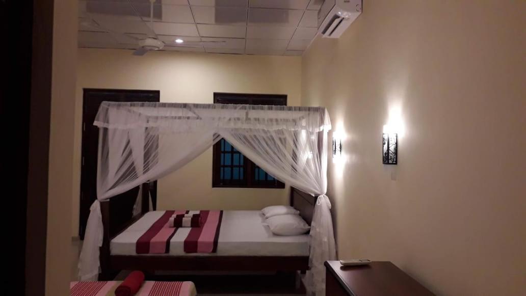Blue Point Rest Hotel Tangalle Kültér fotó